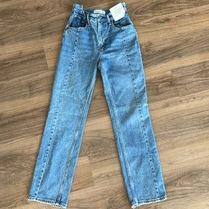 NWT ultra high rise the 90s straight jeans